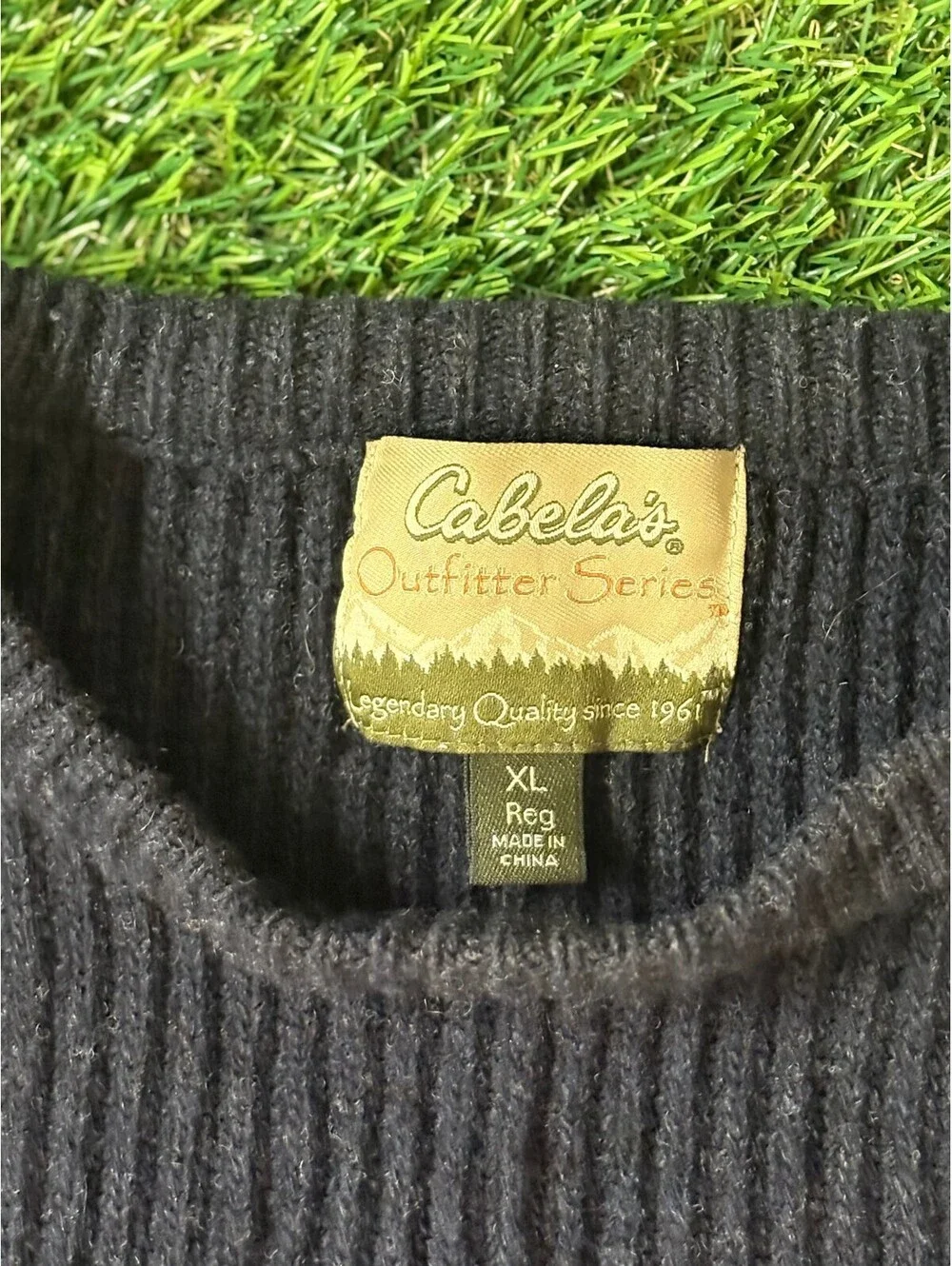 Vintage Cabela's Outfitter Series Navy Wool Sweater XL men's